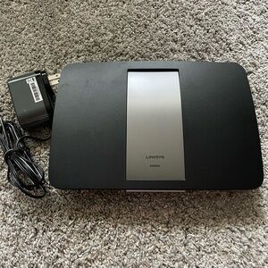 Linksys EA6500 WIFI Router